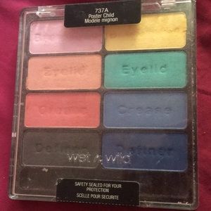 Wet n Wild eyeshadow palette